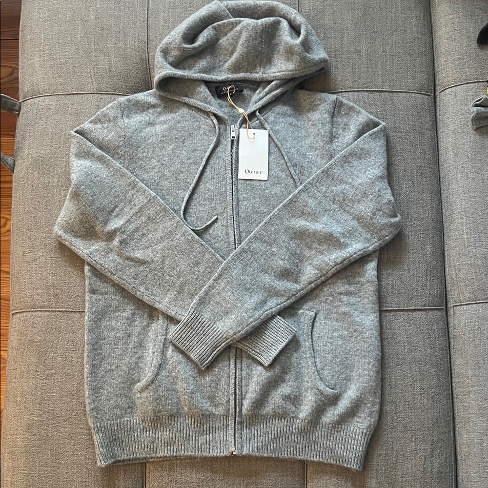 NWT Quince Heather Gray Mongolian Cashmere Hoodie Sweater, sz Small